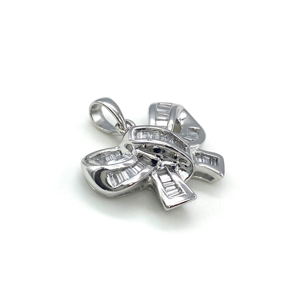 リボンモチーフ ペンダントトップ プラチナ ペンダントトップ Pt900 ダイヤモンド レディース 【中古】nbjwl