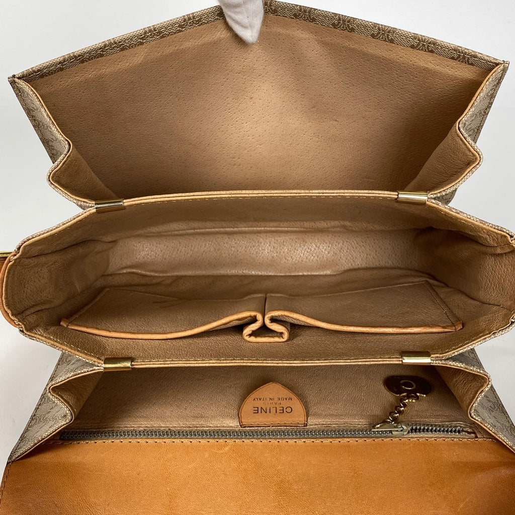 セリーヌ 馬車金具 ショルダーバッグ マカダム柄 ショルダーバッグ レザー ベージュ レディース 【中古】brbag