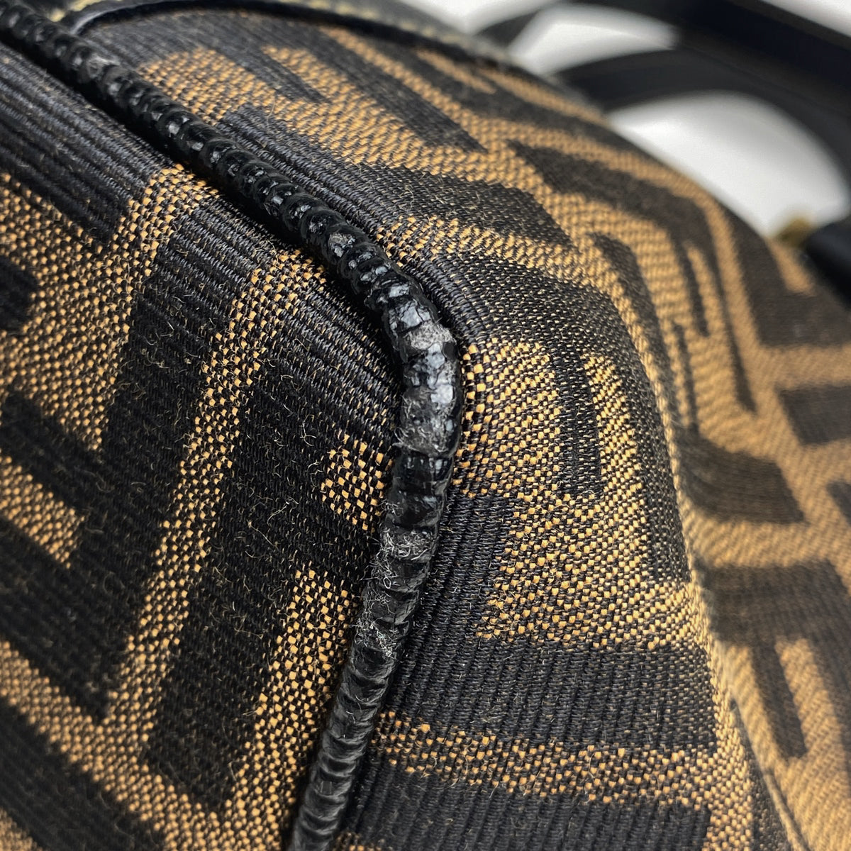 【FENDI 】フェンディ ズッカ柄 ハンドバック 楽天市場】FENDI フェンディ O Lock Zip Shoulder Bag