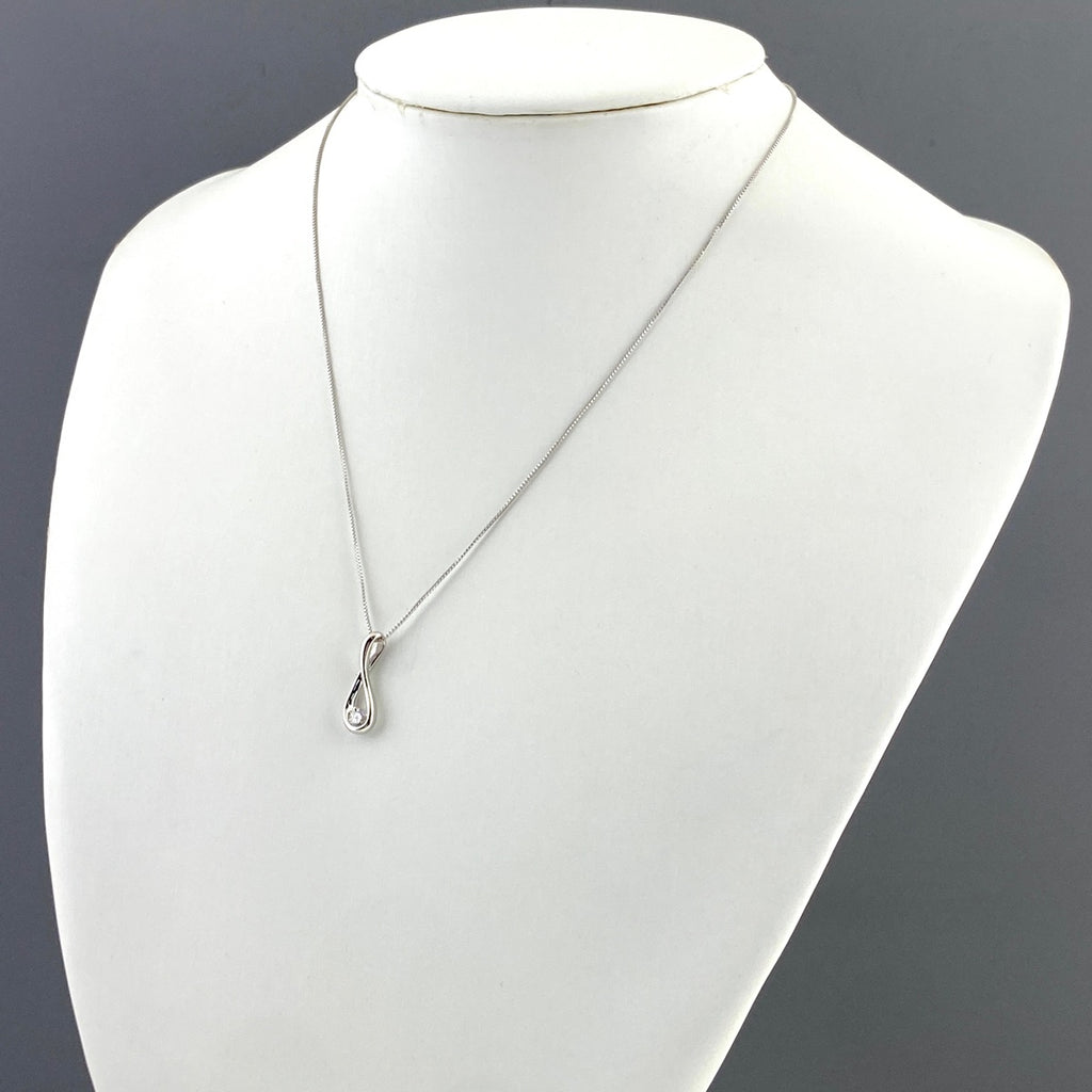 ダイヤモンド デザインネックレス プラチナ ペンダント ネックレス Pt900 Pt850 ダイヤモンド レディース 【中古】nbjwl