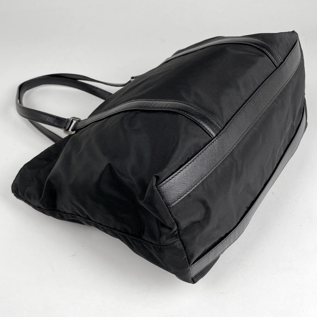 プラダ ロゴプレート トートバッグ ハンドバッグ トートバッグ ナイロン ネロ(ブラック) レディース 【中古】brbag