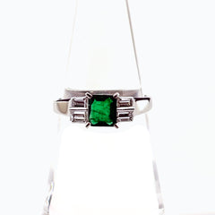 エメラルド デザインリング プラチナ 指輪 メレダイヤ リング 11号 Pt900 エメラルド ダイヤモンド レディース ノンブランドジュエリー 【中古】nbjwl