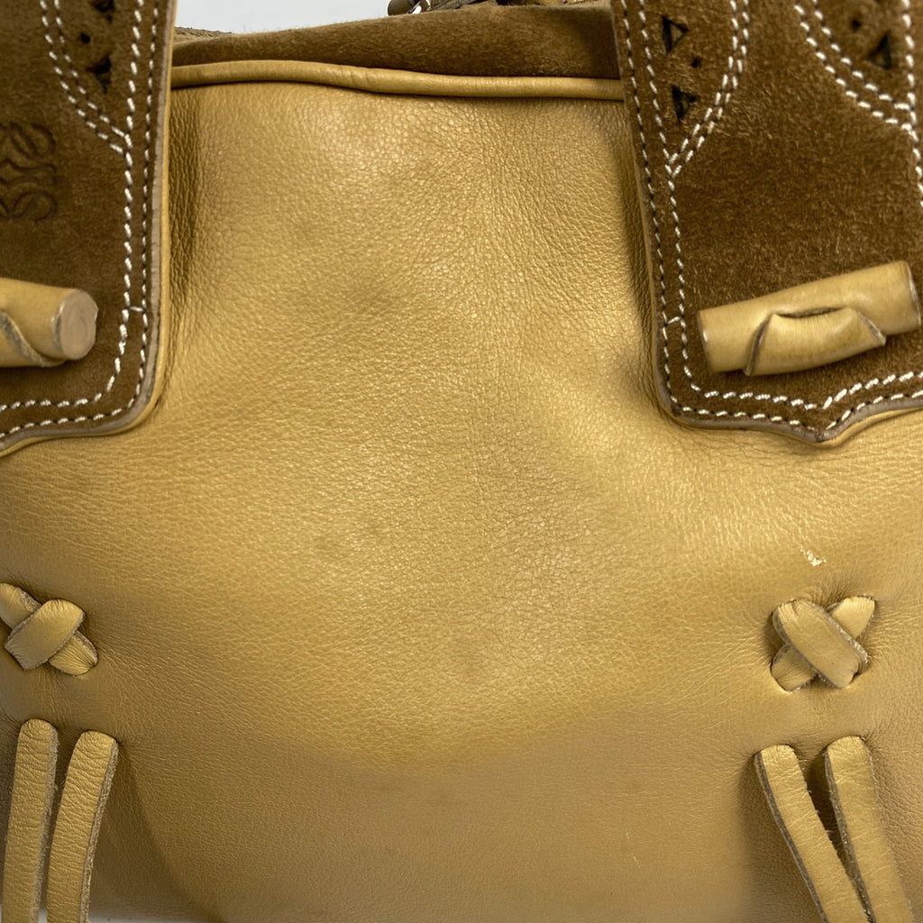 ロエベ アナグラム ハンドバッグ タッセル フリンジ ハンドバッグ レザー ベージュ レディース 【中古】brbag