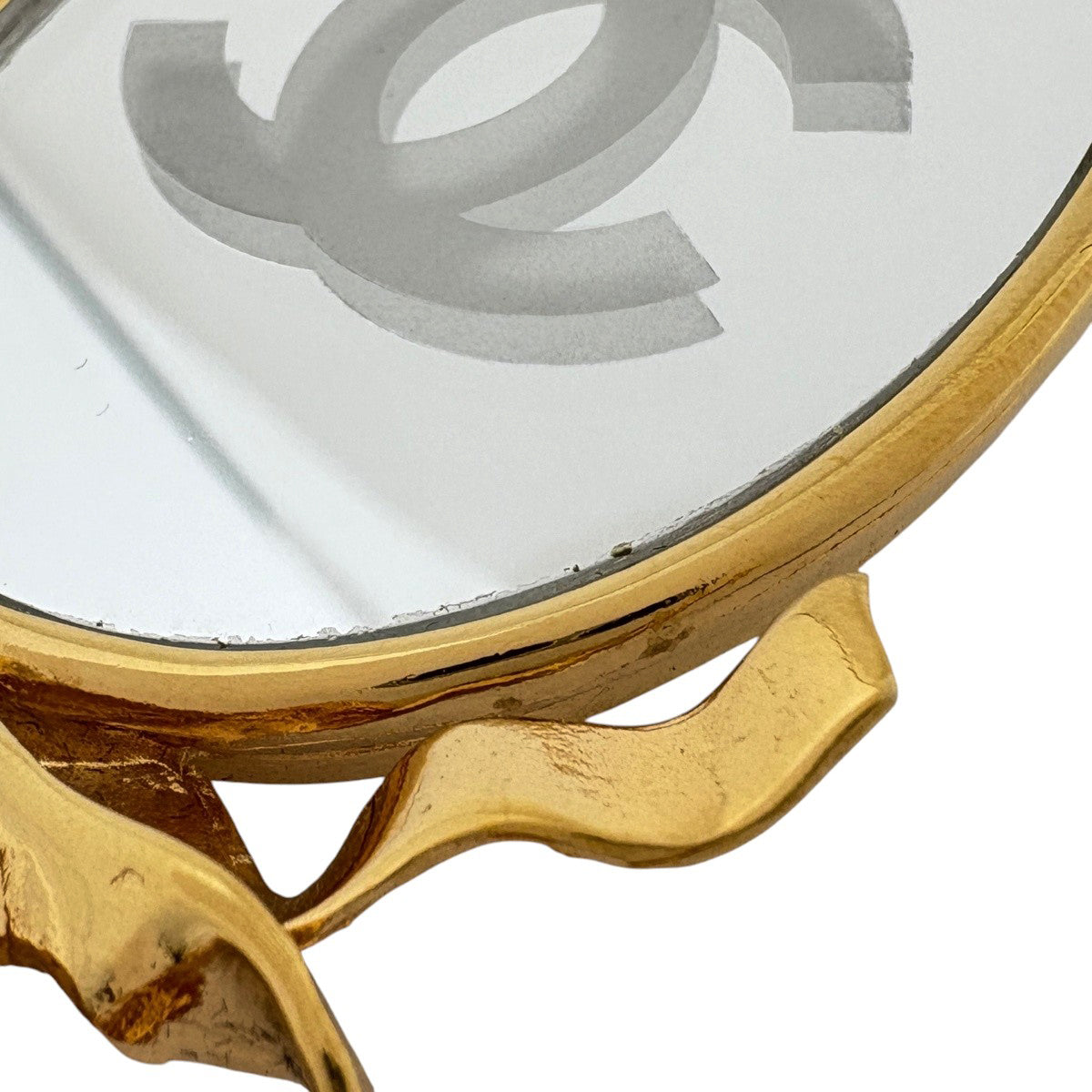 シャネル ココマーク ミラー ブローチ ロゴ リボン ブローチ GP