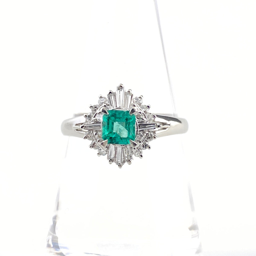 エメラルド デザインリング プラチナ 指輪 メレダイヤ リング 16号 Pt900 エメラルド ダイヤモンド レディース 【中古】nbjwl