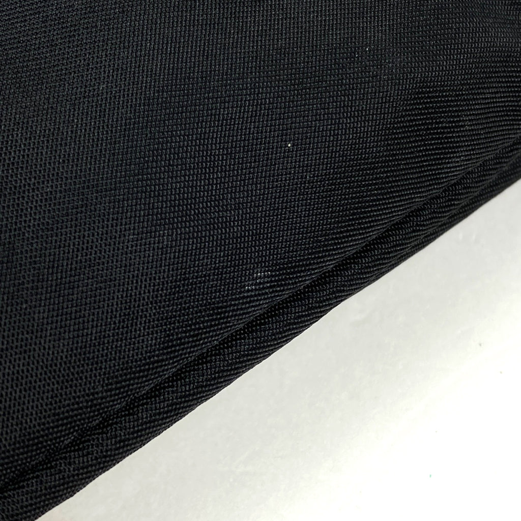 プラダ ロゴプレート ショルダーバッグ 斜め掛け ミニ ショルダーバッグ ナイロン ネロ(ブラック) 【中古】brbag