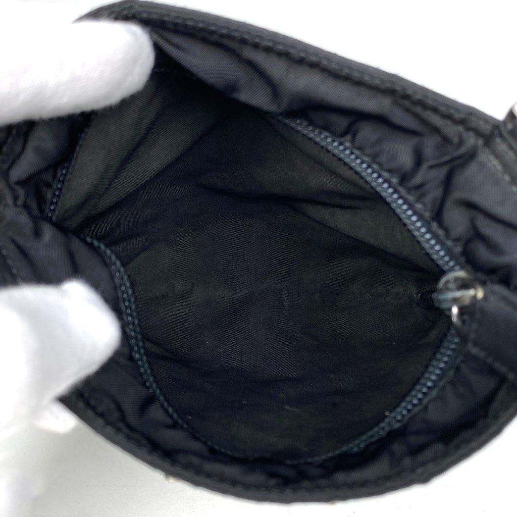 プラダ ロゴプレート ショルダーバッグ 斜め掛け ミニ ショルダーバッグ ナイロン ネロ(ブラック) 【中古】brbag