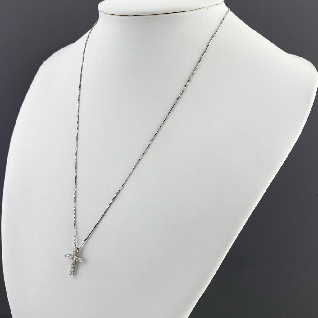 クロスモチーフ デザインネックレス プラチナ ペンダント メレダイヤ ネックレス Pt900 Pt850 ダイヤモンド レディース 【中古】nbjwl