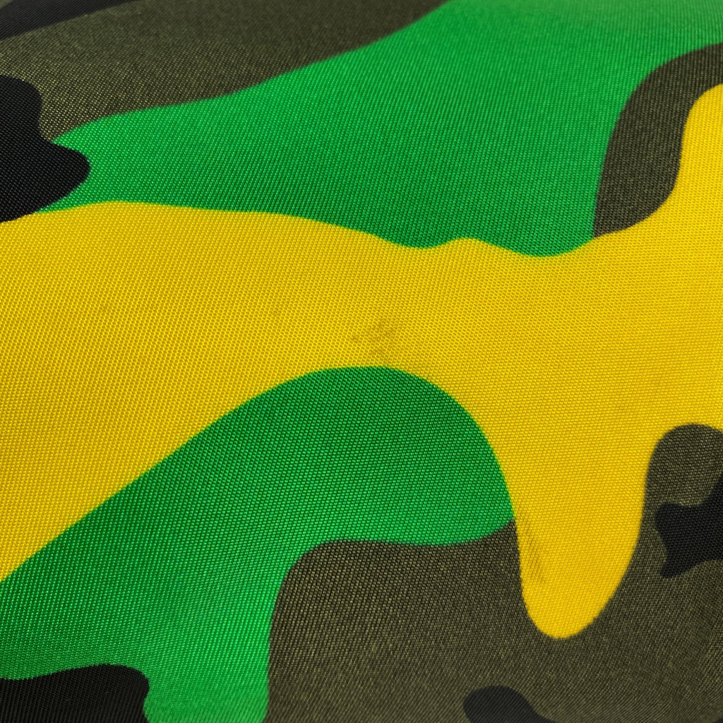 ヴァレンティノ・ガラヴァーニ ロックスタッズ トートバッグ カモフラージュ 迷彩柄 トートバッグ ナイロン グリーン マルチカラー レディース 【中古】brbag