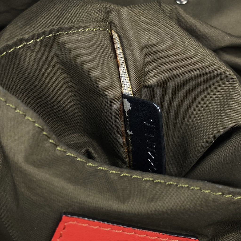 ヴァレンティノ・ガラヴァーニ ロックスタッズ トートバッグ カモフラージュ 迷彩柄 トートバッグ ナイロン グリーン マルチカラー レディース 【中古】brbag