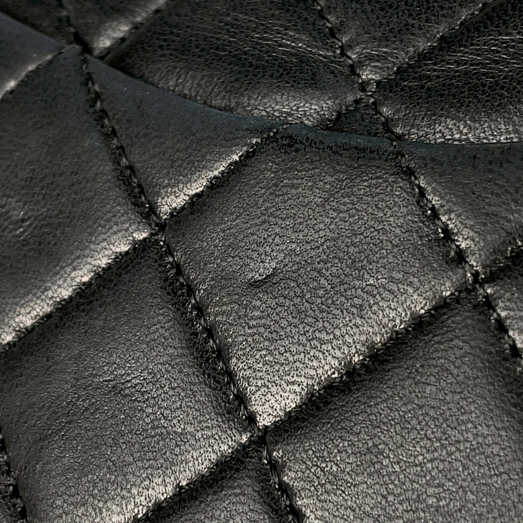 シャネル マトラッセ Wフラップ チェーン ショルダーバッグ ココマーク ショルダーバッグ レザー ブラック A01113 レディース 【中古】brbag