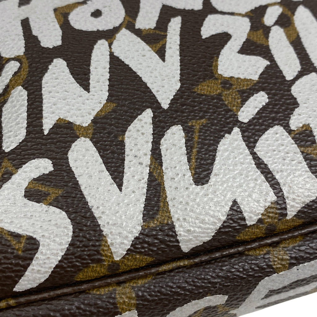 ルイ・ヴィトン ポシェット アクセソワール メイク コスメ アクセサリーポーチ モノグラムグラフィティ アルジャン M92192 レディース 【中古】brbag