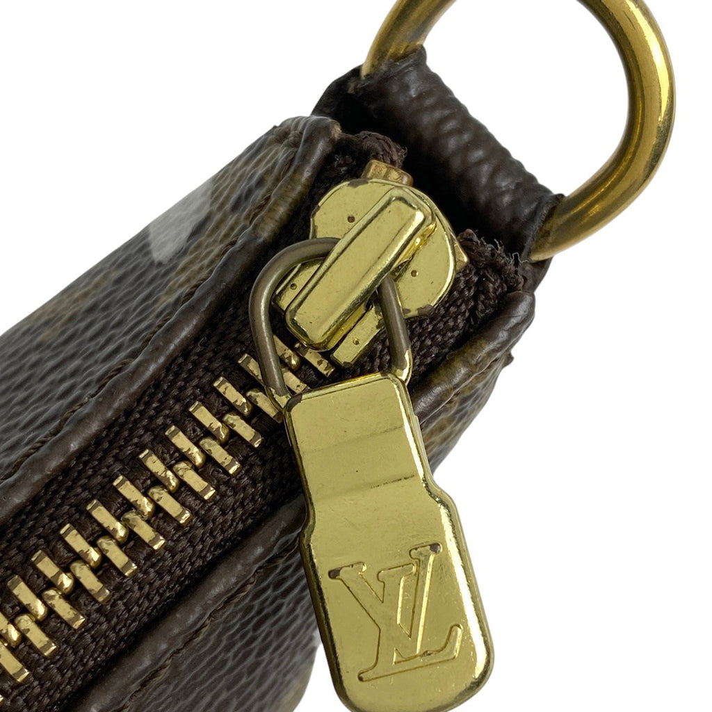 ルイ・ヴィトン ポシェット アクセソワール メイク コスメ アクセサリーポーチ モノグラムグラフィティ アルジャン M92192 レディース 【中古】brbag