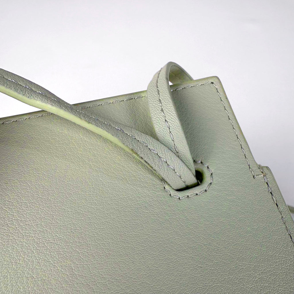 ロエベ ダイスポケット アナグラム ロゴ ショルダーバッグ レザー グリーン レディース 【中古】brbag