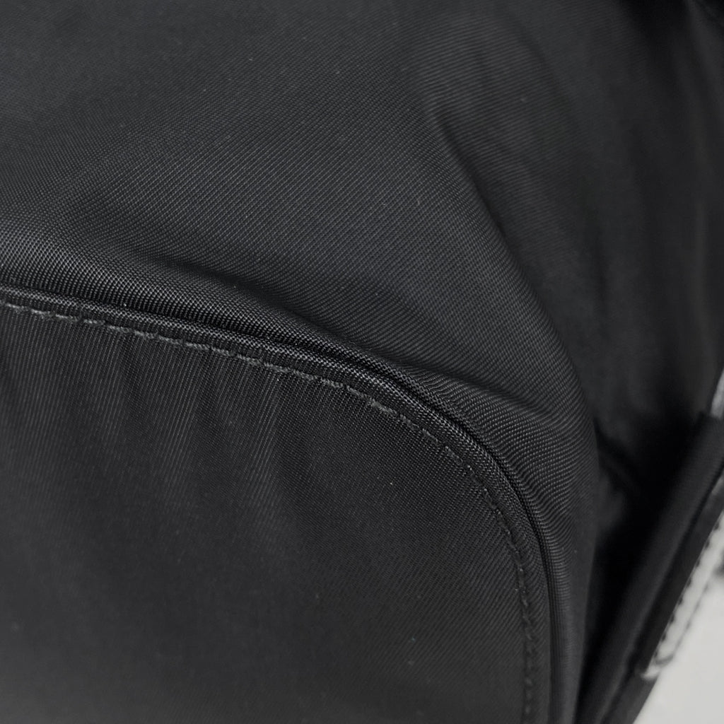 プラダ ロゴプレート リュックサック バックパック デイパック リュック ナイロン ネロ(ブラック) レディース 【中古】brbag