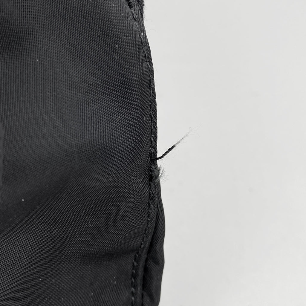 プラダ ロゴプレート リュックサック バックパック デイパック リュック ナイロン ネロ(ブラック) レディース 【中古】brbag