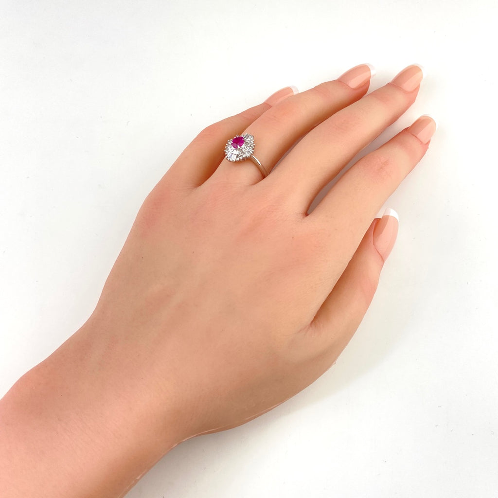 ルビー デザインリング プラチナ 指輪 メレダイヤ リング 12号 Pt900 ルビー ダイヤモンド レディース 【中古】nbjwl