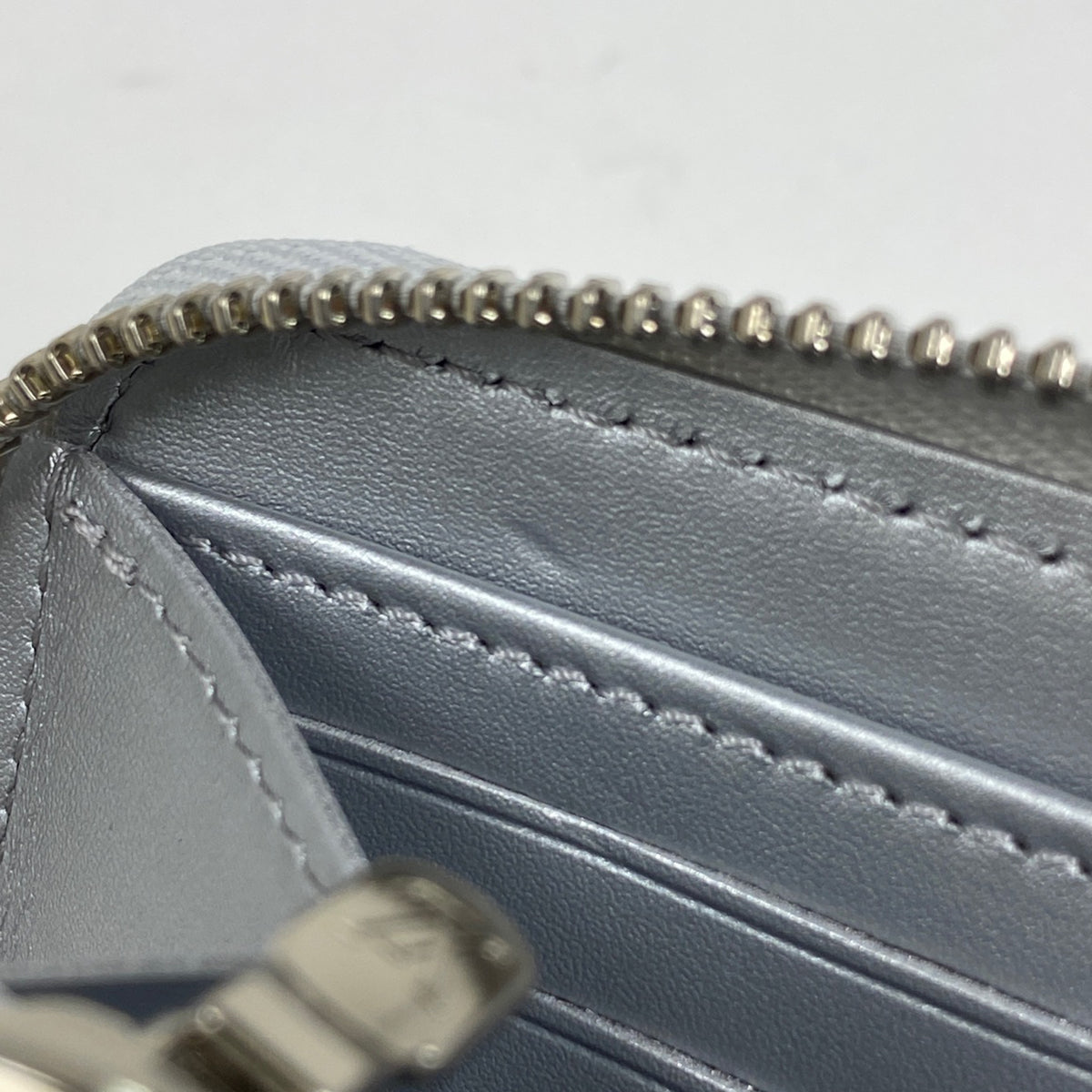 ルイヴィトン エピ 長財布 お札入れ　小銭入れ ルイヴィトン エピ 長財布 お札入れ 小銭入れ ルイヴィトンエピ