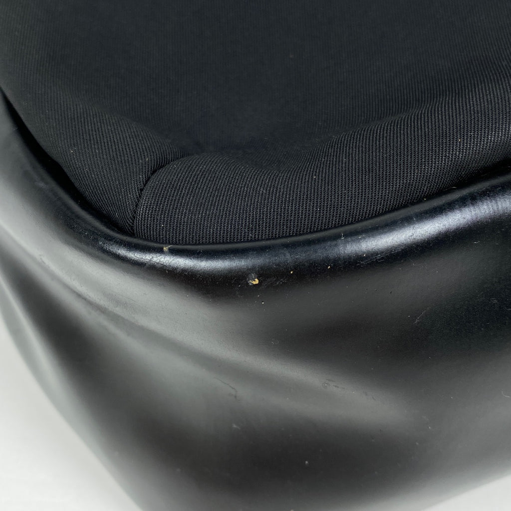 シャネル スポーツライン ショルダーバッグ ココマーク メッセンジャーバッグ ショルダーバッグ ナイロン ブラック レディース 【中古】brbag