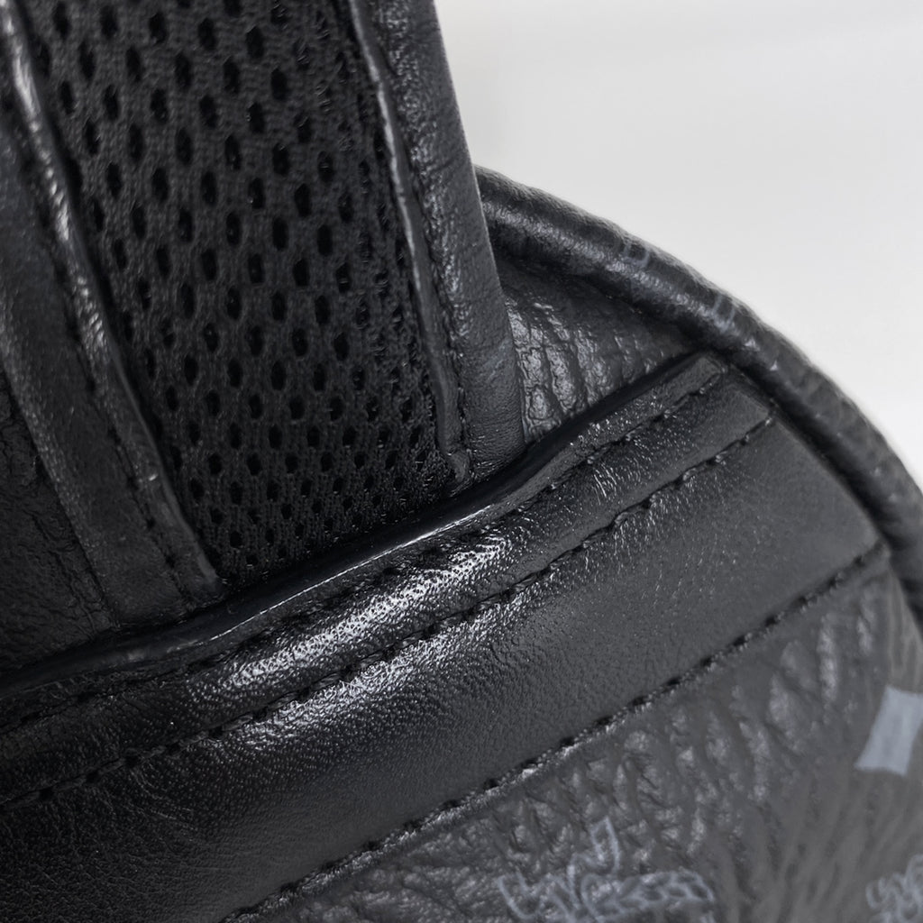 エム・シー・エム ロゴグラム リュックサック スタッズ ヴィセトス バックパック デイパック リュック レザー ブラック レディース 【中古】brbag