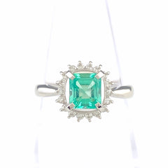 エメラルド デザインリング プラチナ 指輪 メレダイヤ リング 12号 Pt900 エメラルド ダイヤモンド レディース 【中古】nbjwl