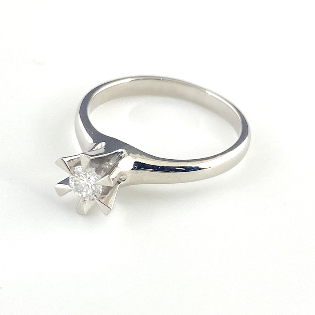 ダイヤモンド デザインリング プラチナ 指輪 リング 11号 Pt900 ダイヤモンド レディース 【中古】nbjwl