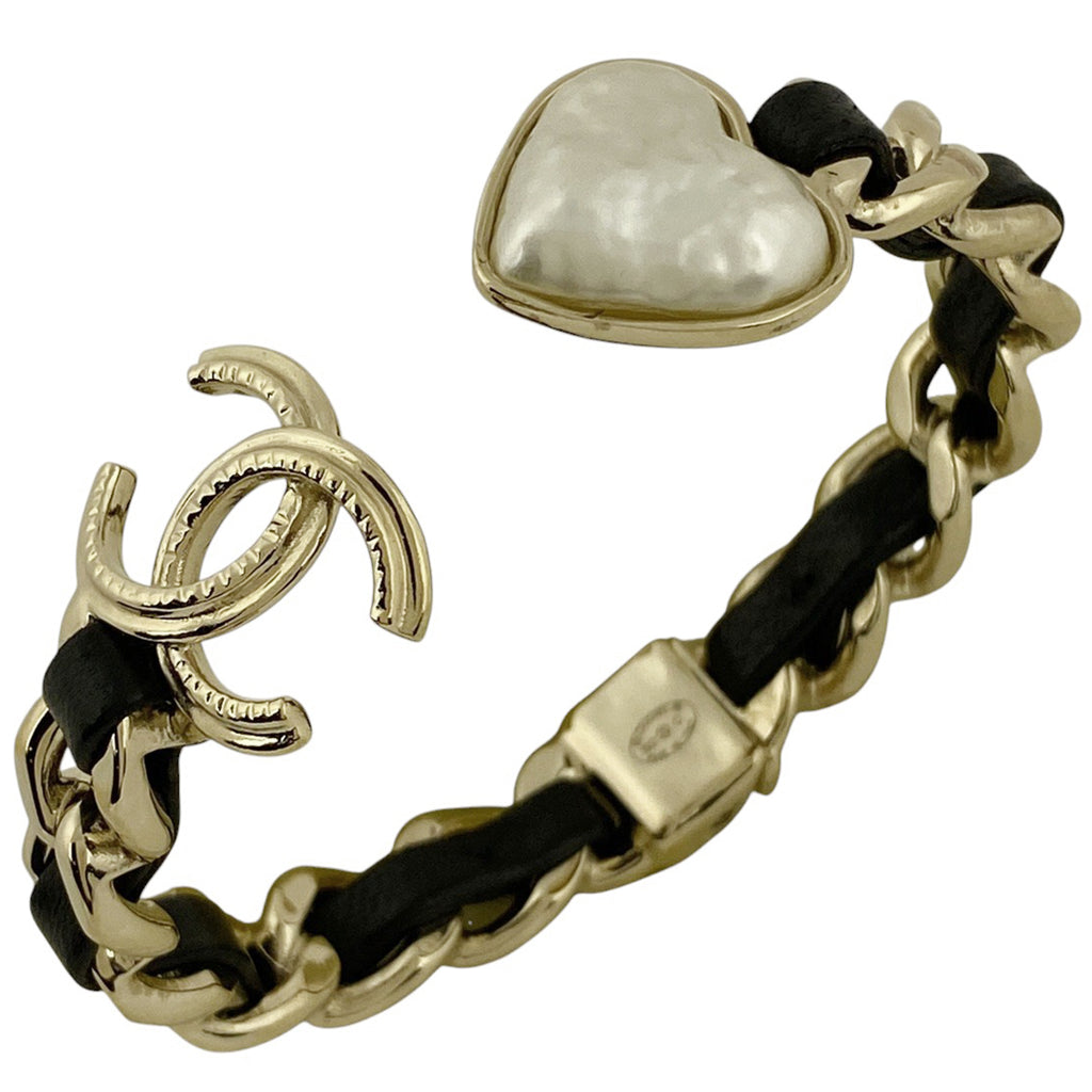 シャネル ココマーク バングル ハート 腕輪 バングル GP レザー ゴールド ブラック レディース 【中古】bracc