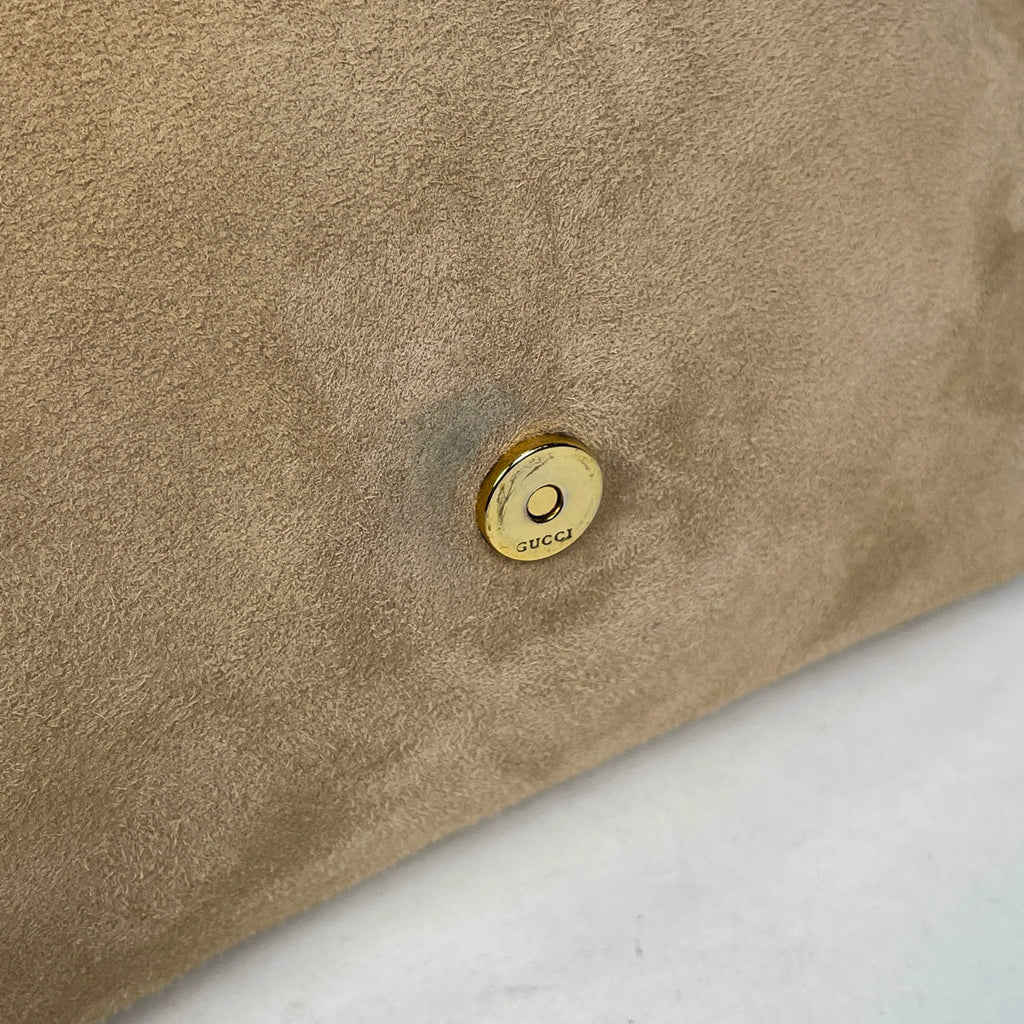 グッチ ハートモチーフ ショルダーバッグ 斜め掛け ショルダーバッグ スエード ベージュ 95107 レディース 【中古】brbag