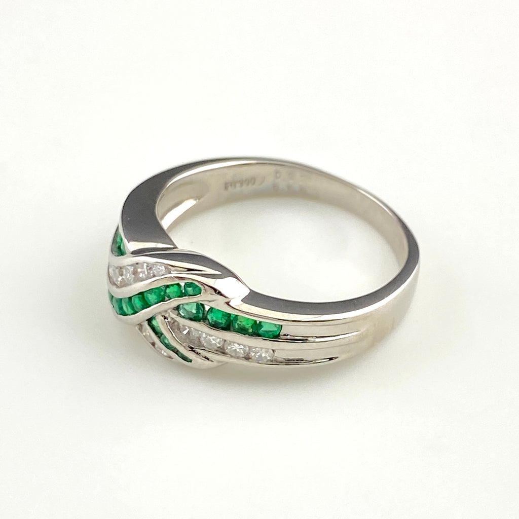 エメラルド デザインリング プラチナ 指輪 メレダイヤ リング 13.5号 Pt900 エメラルド ダイヤモンド レディース 【中古】nbjwl