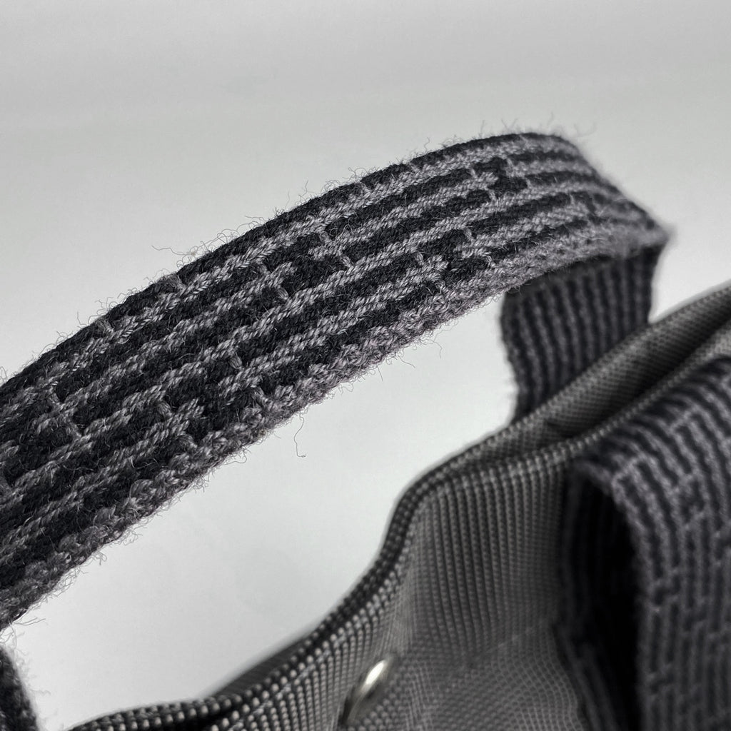 エルメス エールライン アド MM Hロゴ バックパック デイパック リュック ナイロンキャンバス グレー レディース 【中古】brbag