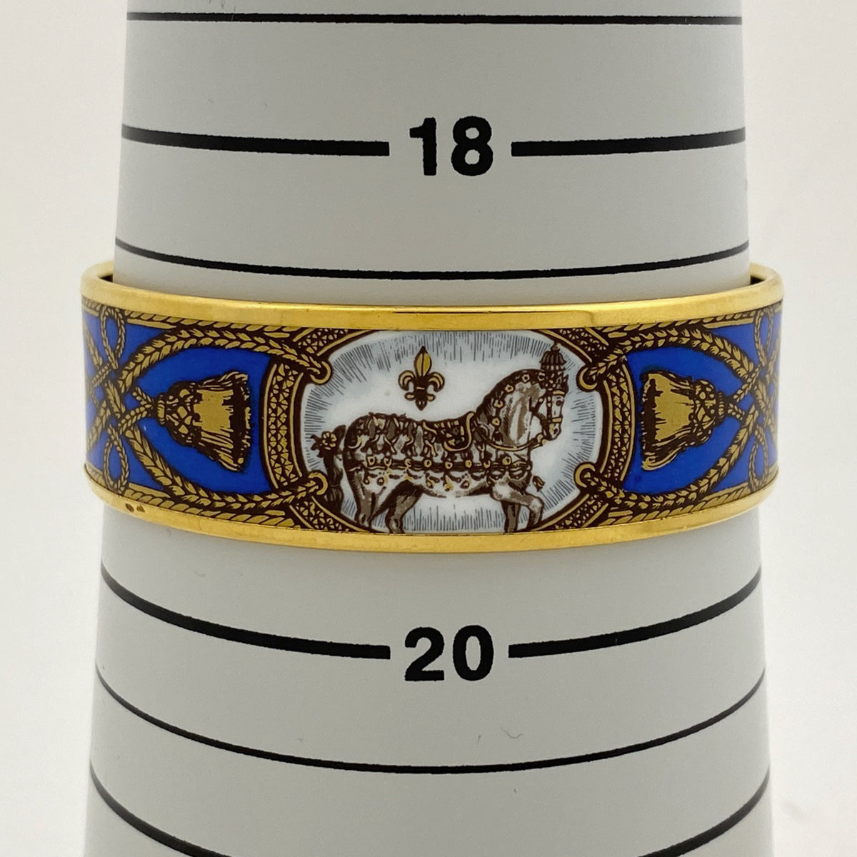 エルメス エマイユGM 七宝焼き 魚 ゴールド ブルー HERMES 楽天市場】エルメス エマイユGM 七宝焼き インディアン バングル