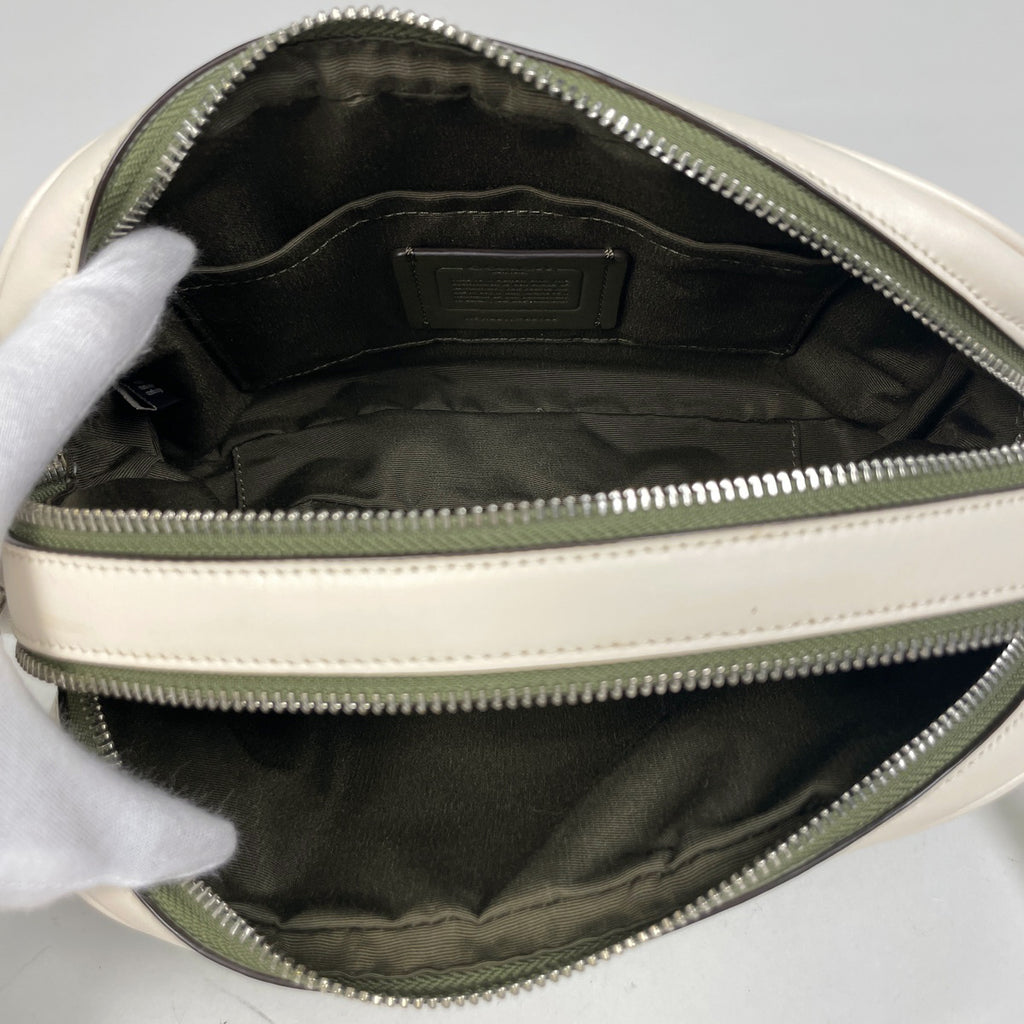 コーチ シグネチャー ショルダーバッグ 斜め掛け ショルダーバッグ コーティングキャンバス グリーン ホワイト 68168 レディース 【中古】brbag