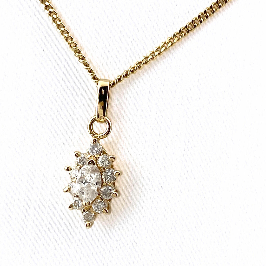 メレダイヤ デザインネックレス YG イエローゴールド ペンダント ネックレス K18 ダイヤモンド レディース 【中古】nbjwl