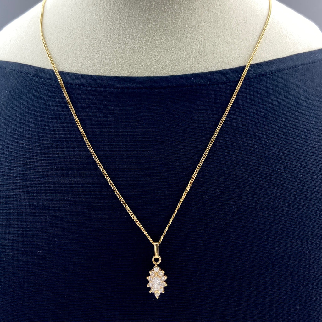 メレダイヤ デザインネックレス YG イエローゴールド ペンダント ネックレス K18 ダイヤモンド レディース 【中古】nbjwl