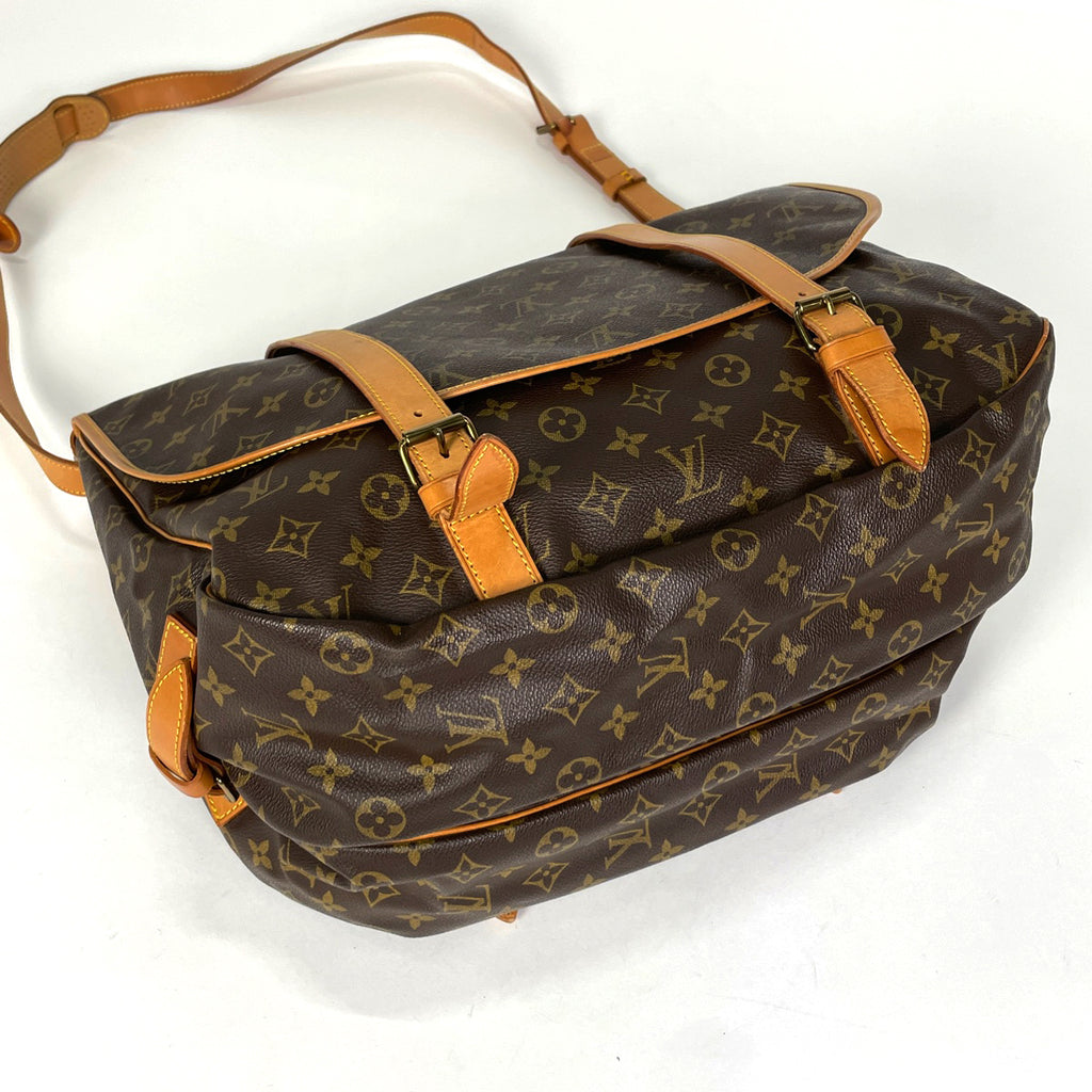 ルイ・ヴィトン ソミュール 43 斜め掛け ショルダーバッグ モノグラム ブラウン M42252 レディース 【中古】brbag