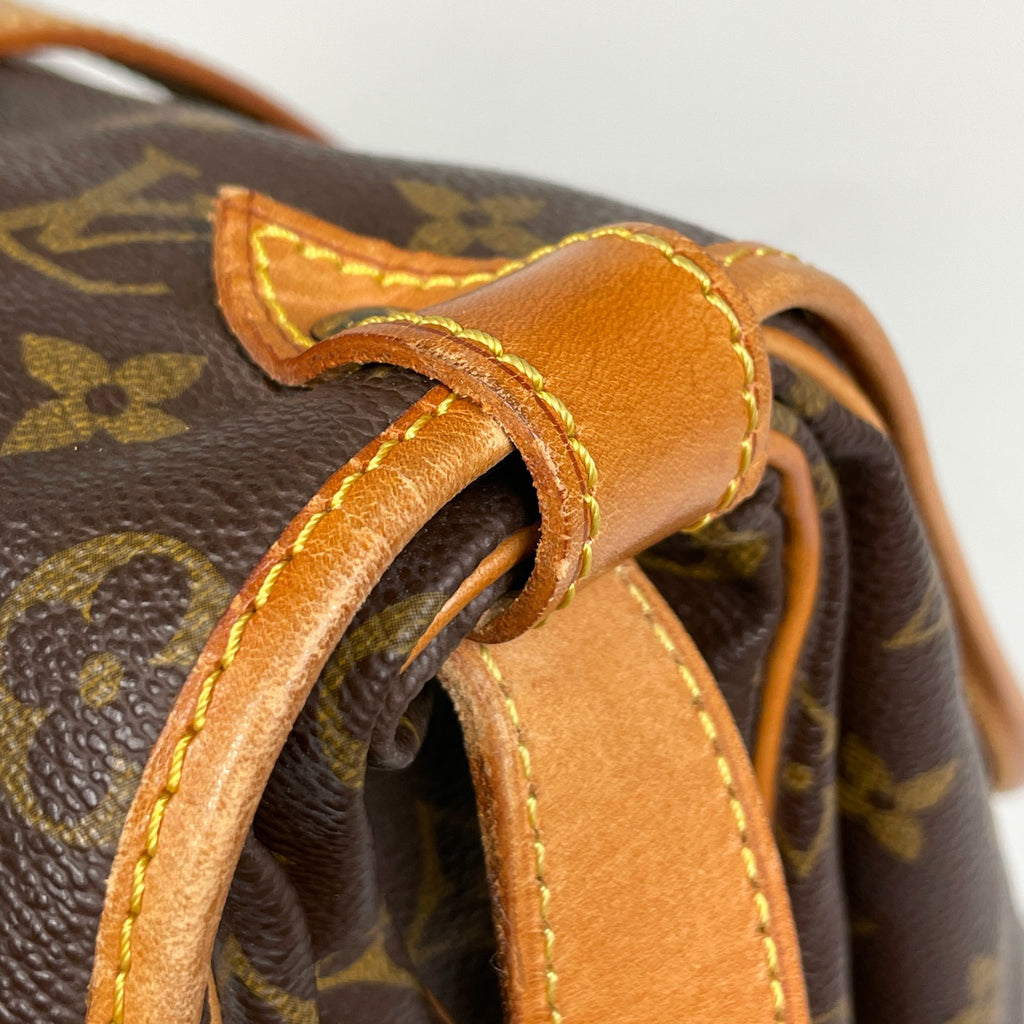 ルイ・ヴィトン ソミュール 43 斜め掛け ショルダーバッグ モノグラム ブラウン M42252 レディース 【中古】brbag