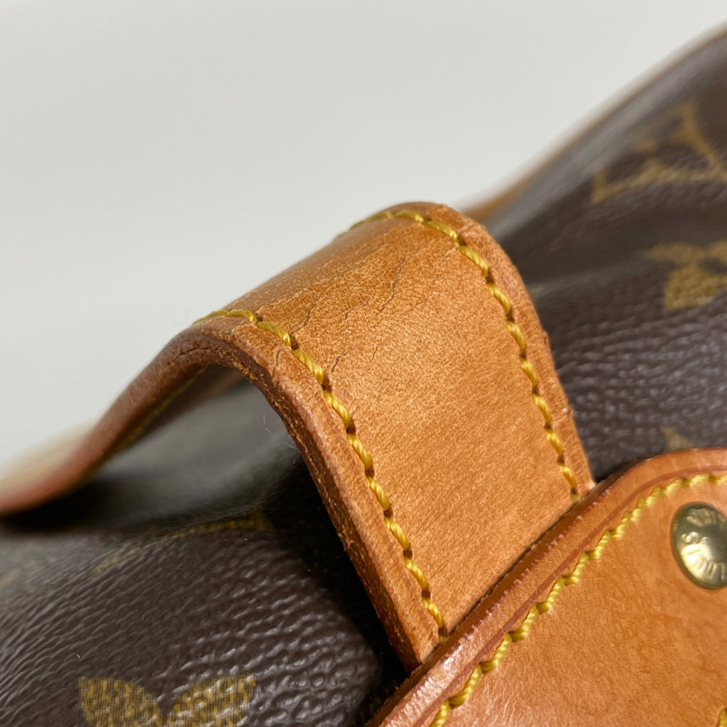 ルイ・ヴィトン ソミュール 43 斜め掛け ショルダーバッグ モノグラム ブラウン M42252 レディース 【中古】brbag