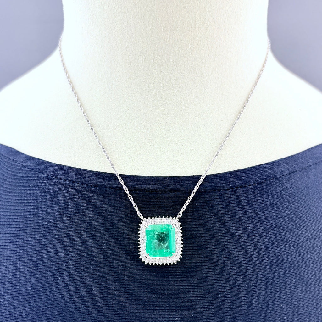 エメラルド デザインネックレス プラチナ ペンダント ネックレス Pt850 エメラルド ダイヤモンド レディース 【中古】nbjwl