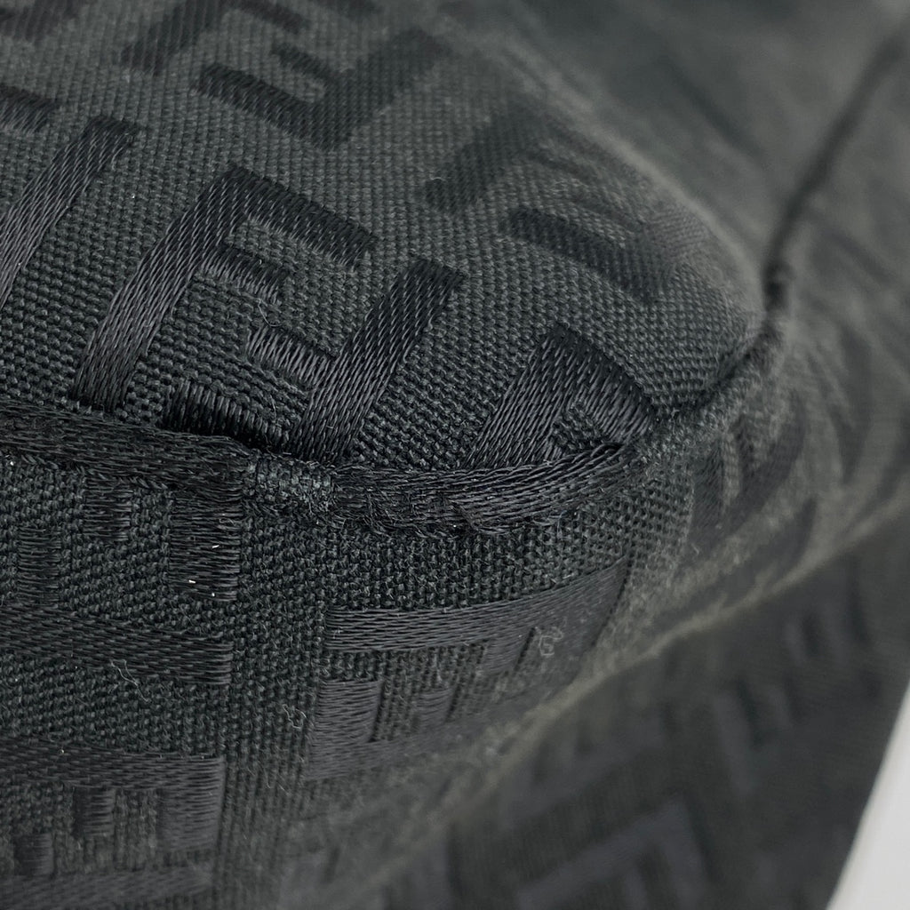 フェンディ ズッキーノ柄 ショルダーバッグ マンマバケット ワンショルダー ショルダーバッグ キャンバス ブラック 8BR001 レディース 【中古】brbag