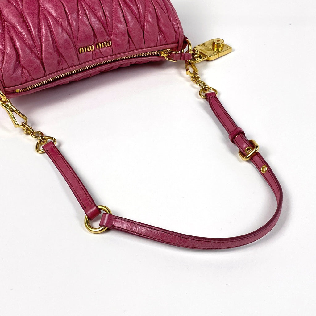 ミュウ ミュウ マテラッセ ショルダーバッグ 2WAY ポーチ ショルダーバッグ レザー ピンク レディース 【中古】brbag