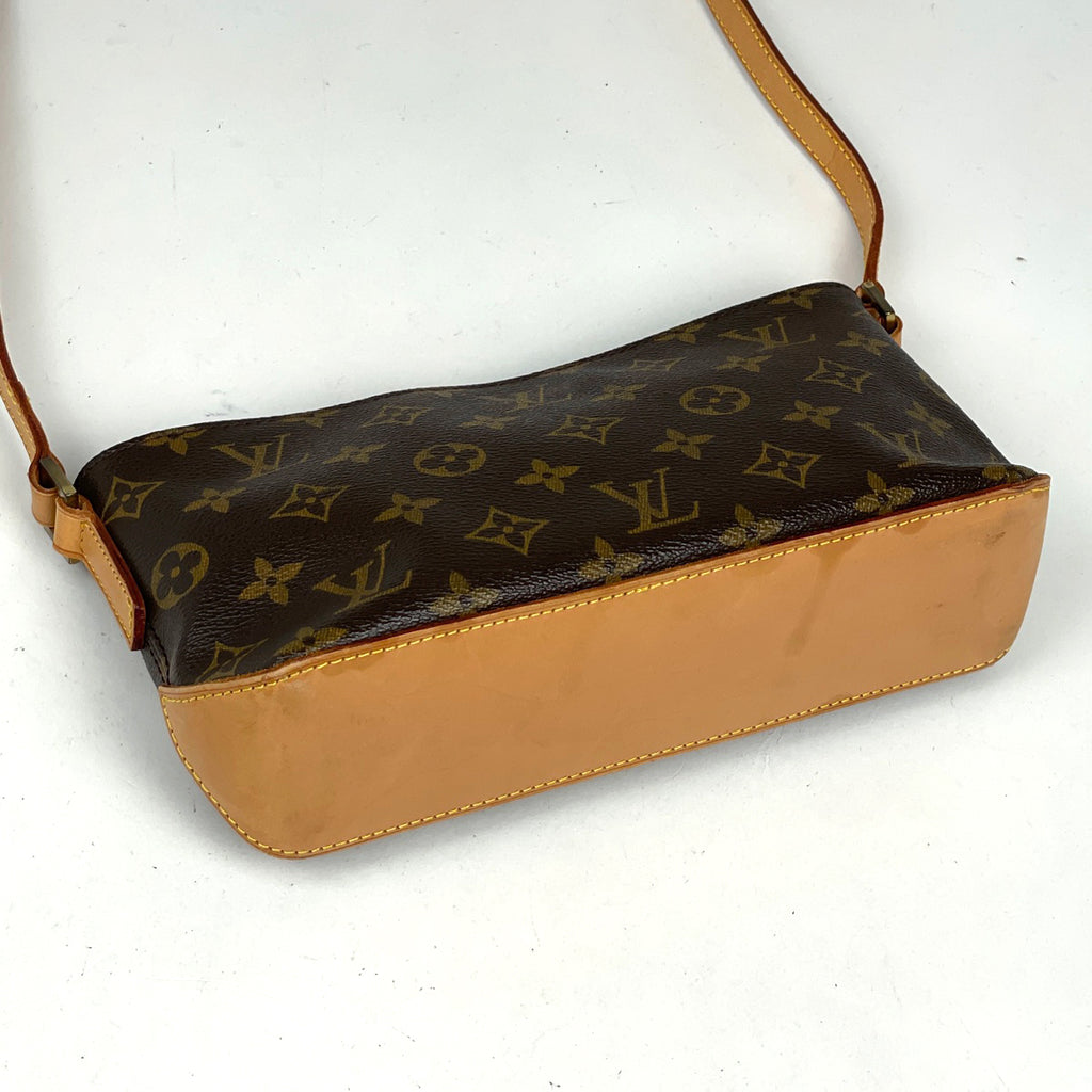ルイ・ヴィトン トロター 斜め掛け ポシェット ショルダーバッグ モノグラム ブラウン M51240 レディース 【中古】brbag