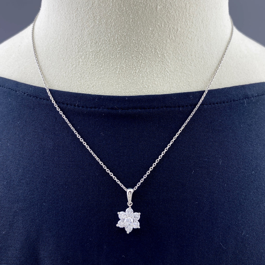 フラワーモチーフ デザインネックレス プラチナ YG イエローゴールド ペンダント 花 ネックレス Pt900 Pt850 ダイヤモンド レディース 【中古】nbjwl