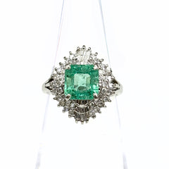 エメラルド デザインリング プラチナ 指輪 メレダイヤ リング 8号 Pt900 エメラルド ダイヤモンド レディース ノンブランドジュエリー 【中古】nbjwl