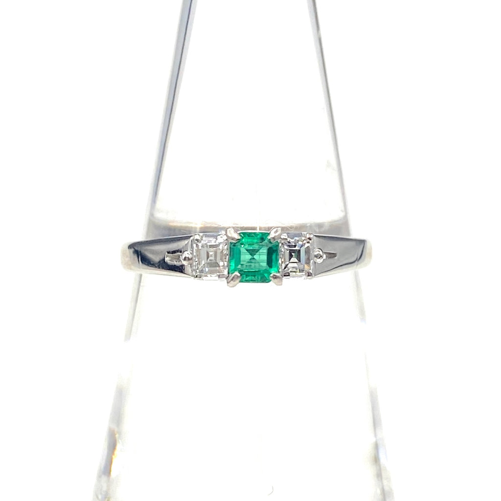 エメラルド デザインリング プラチナ メレダイヤ 指輪 リング 12号 Pt900 エメラルド ダイヤモンド レディース 【中古】nbjwl