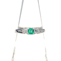 エメラルド デザインリング プラチナ メレダイヤ 指輪 リング 12号 Pt900 エメラルド ダイヤモンド レディース 【中古】nbjwl