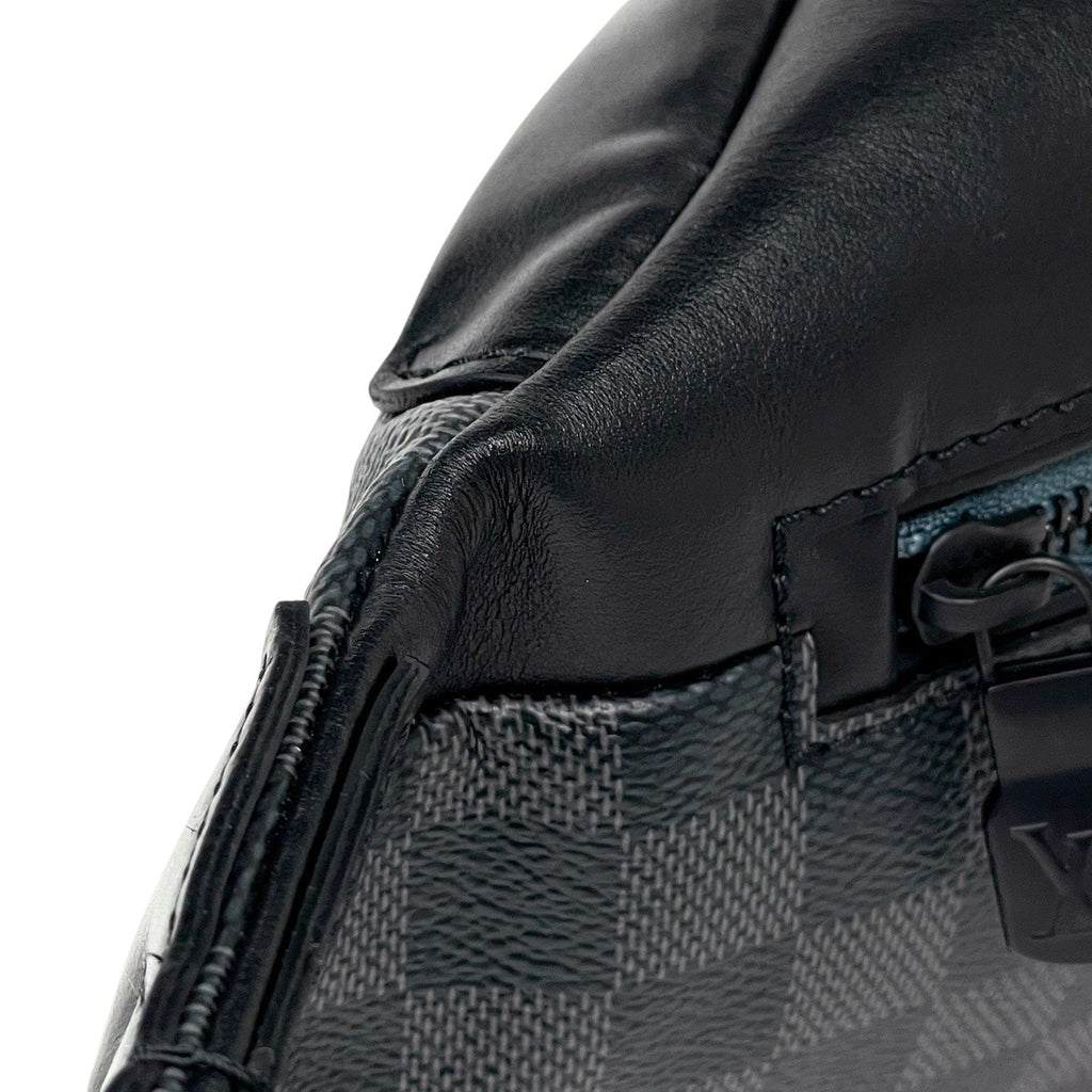 ルイ・ヴィトン ディスカバリー バムバッグ ウエストバッグ ボディバッグ ダミエグラフィット ノワール(ブラック) N40187 メンズ 【中古】brbag