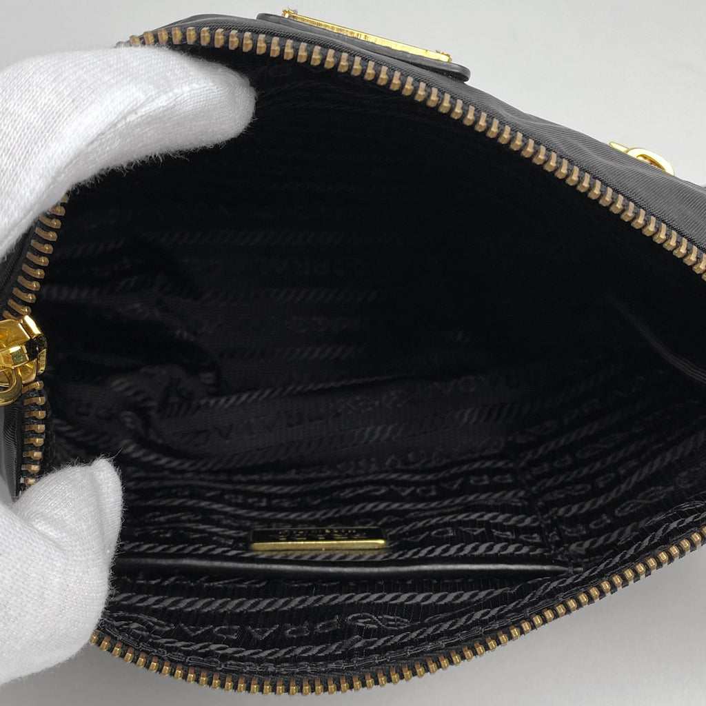 プラダ ロゴプレート ハンドバッグ 手提げ ハンドバッグ ナイロン ネロ(ブラック) レディース 【中古】brbag