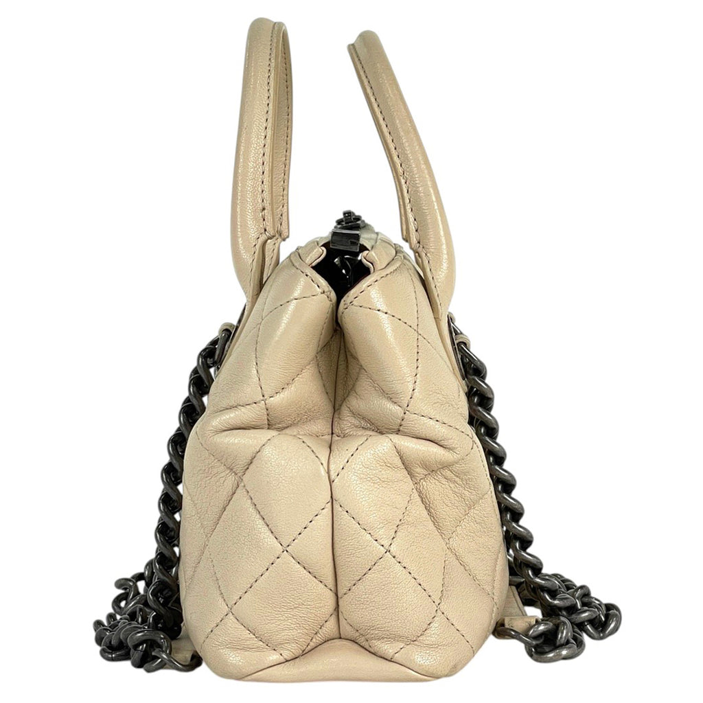 シャネル ココマーク チェーン ショルダーバッグ ハンドバッグ マトラッセ カンボン ロゴ ショルダーバッグ レザー ライトベージュ レディース 【中古】brbag