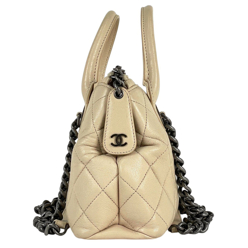 シャネル ココマーク チェーン ショルダーバッグ ハンドバッグ マトラッセ カンボン ロゴ ショルダーバッグ レザー ライトベージュ レディース 【中古】brbag