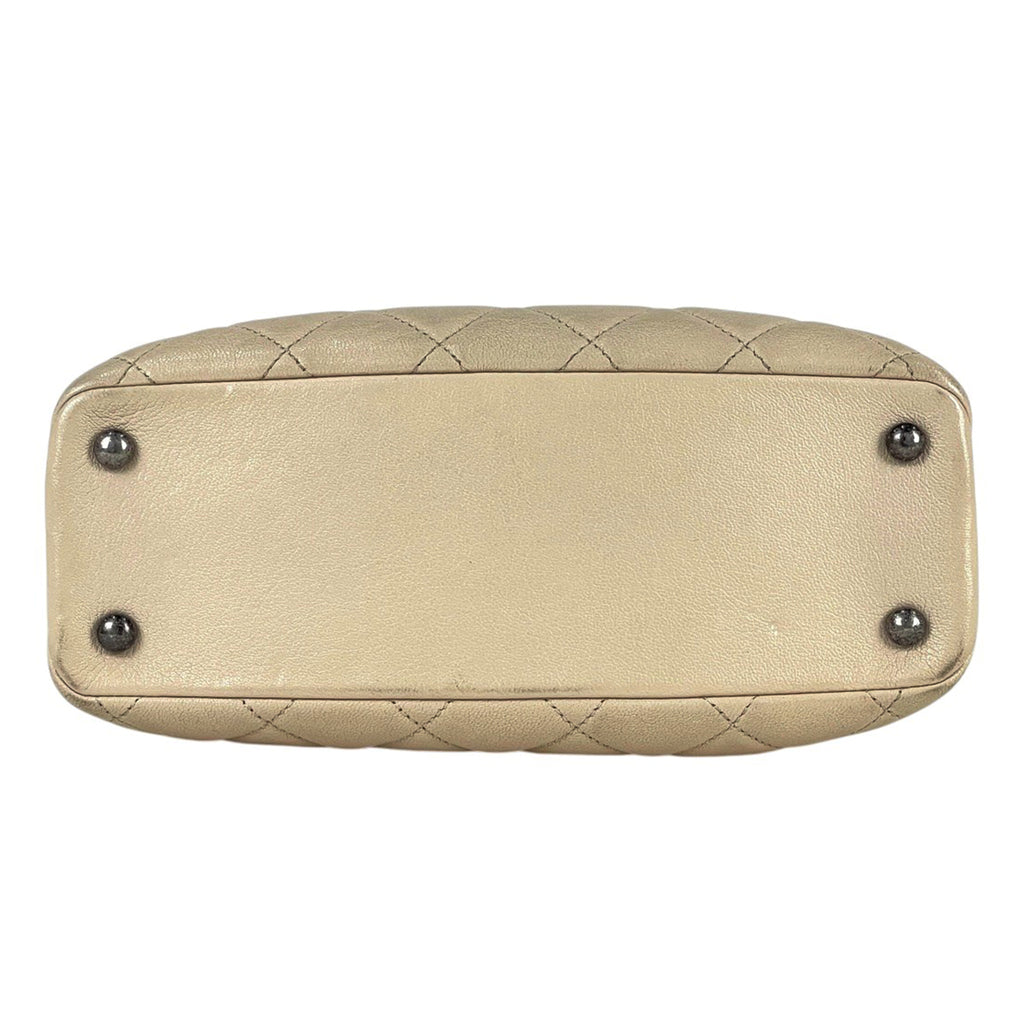 シャネル ココマーク チェーン ショルダーバッグ ハンドバッグ マトラッセ カンボン ロゴ ショルダーバッグ レザー ライトベージュ レディース 【中古】brbag